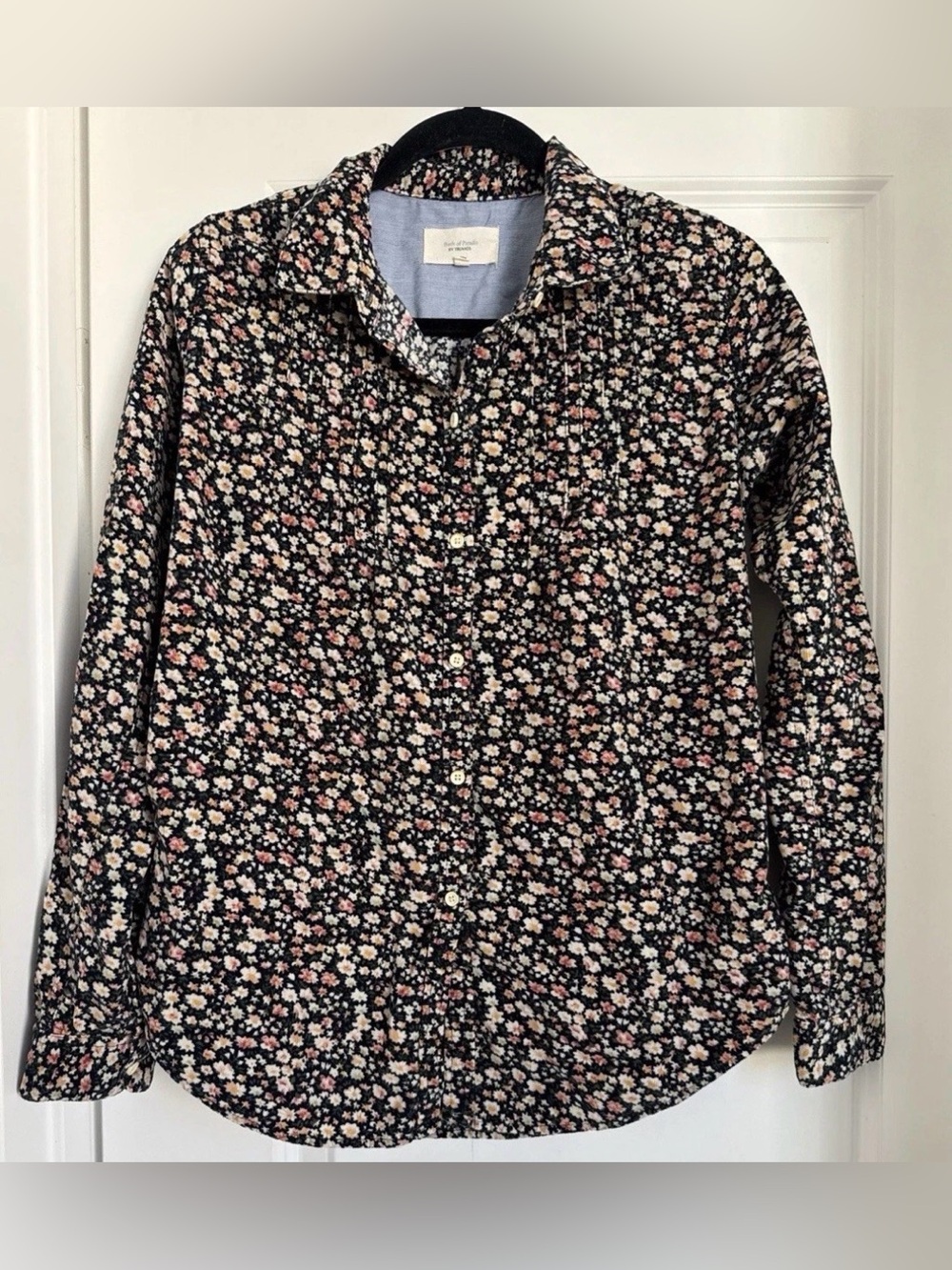 Trovata Birds of Paradise Blouse Size S Button Down Corduroy Floral Blouse Top